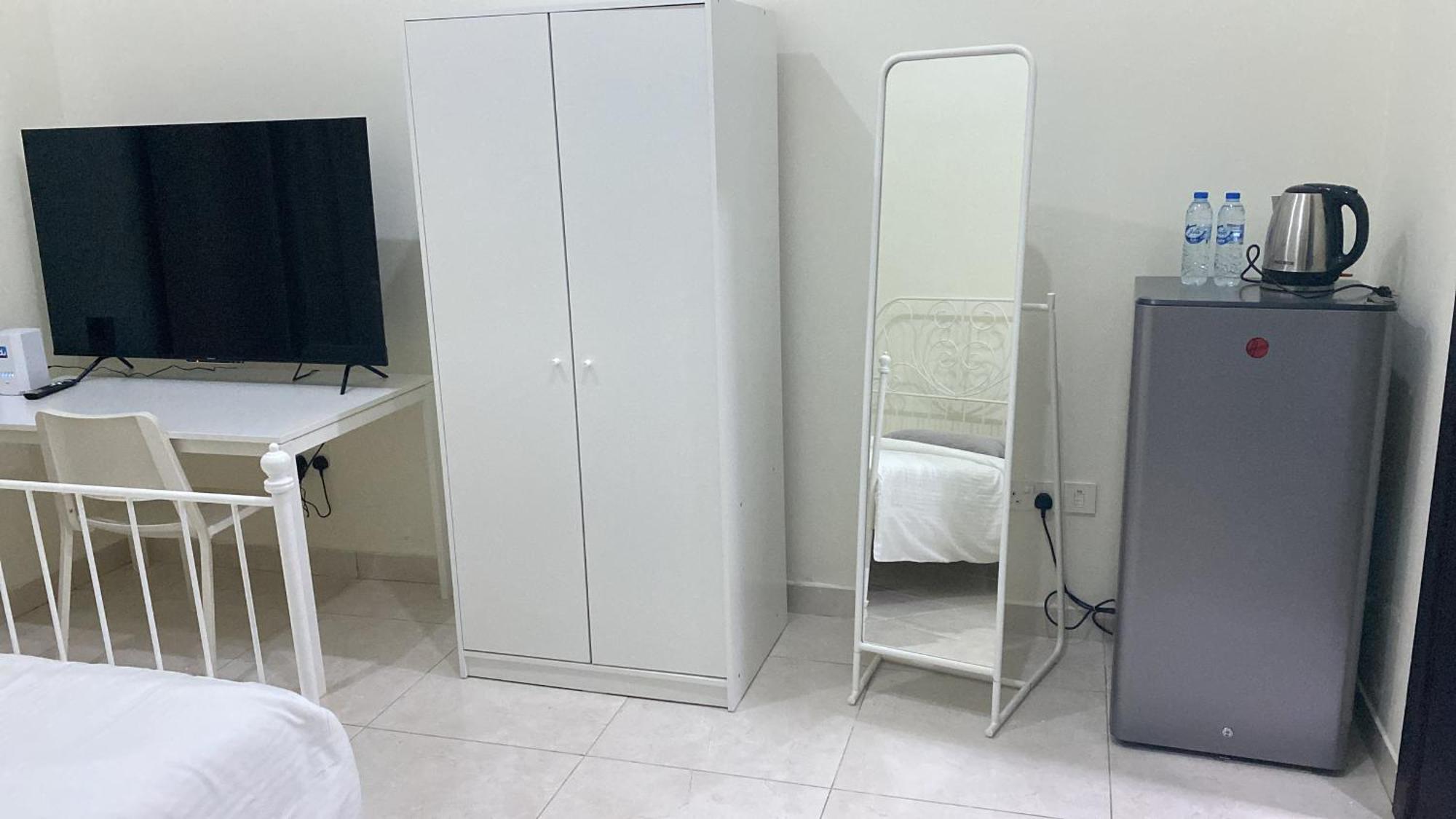 Your Delux Near Airport Apartment